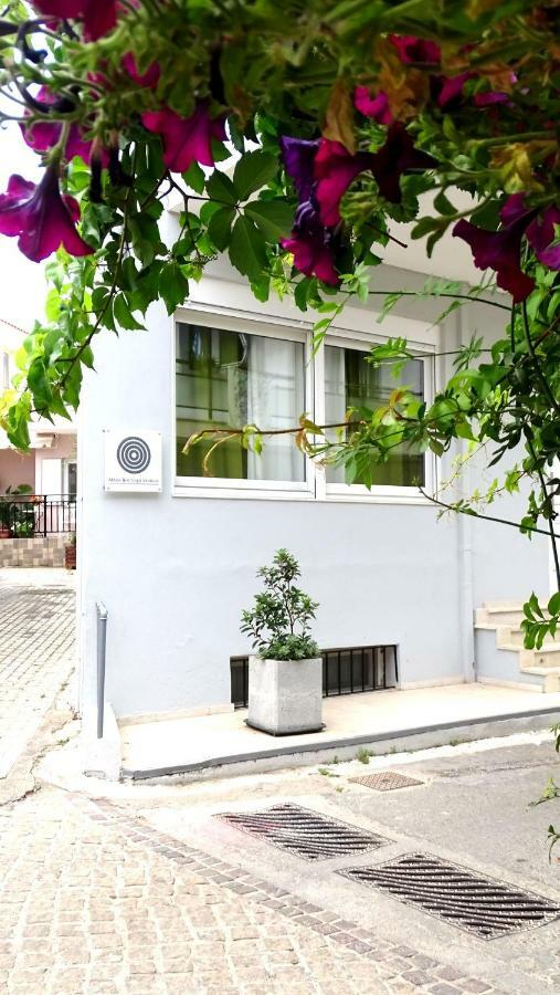 Malia Boutique Studios Экстерьер фото